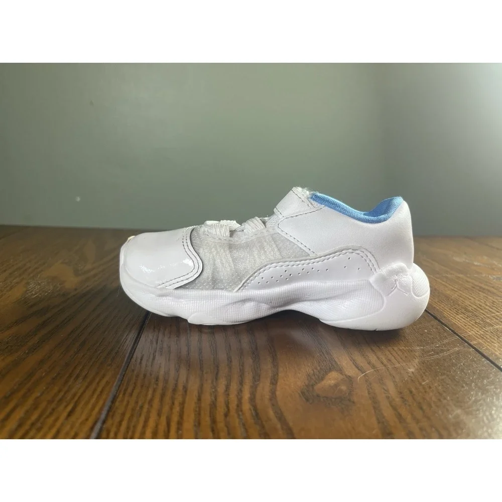 Nike Infant & Toddlers' Air Jordan 11 CMFT Low Shoes White CZ0906-100 Size 7C